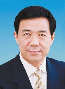 张洪涛吃瓜照片图片,趣味瞬间捕捉